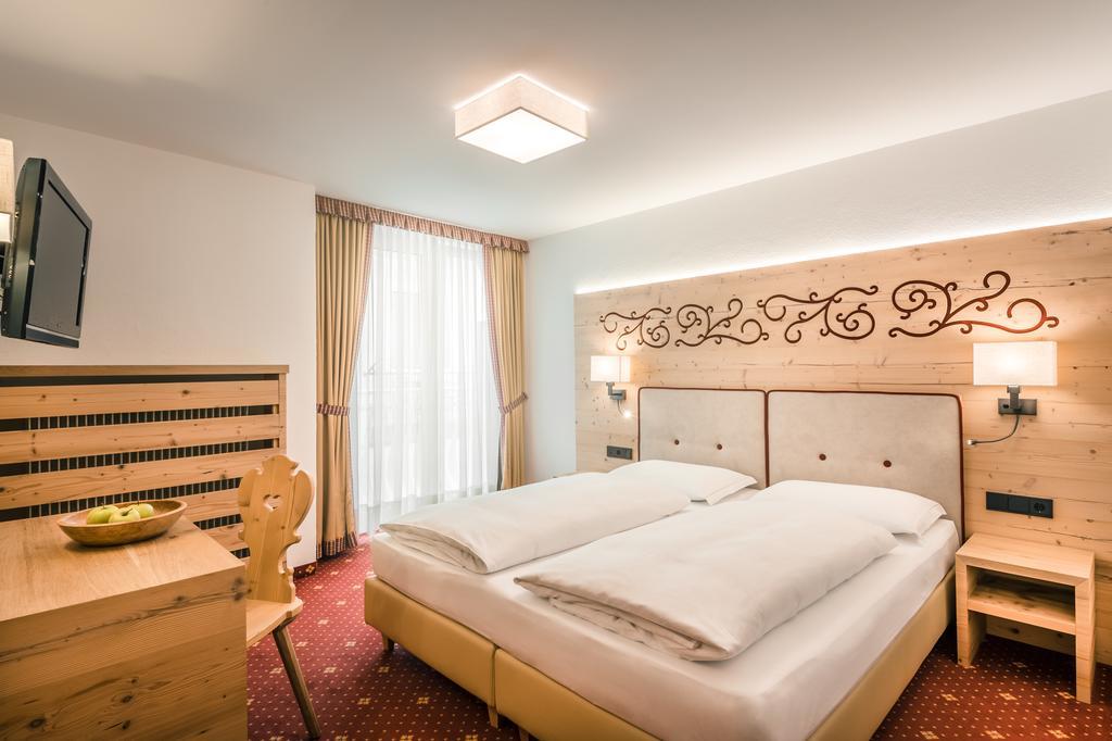 Hotel Maria Ortisei Eksteriør bilde