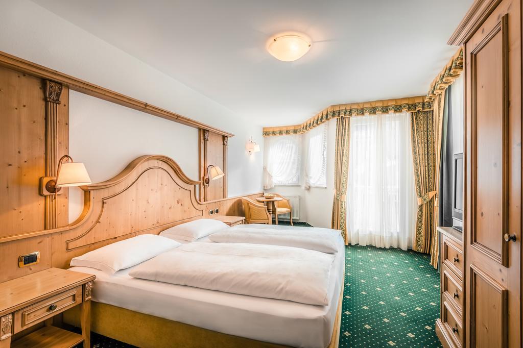 Hotel Maria Ortisei Eksteriør bilde